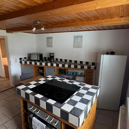 דירה -schiefe- Marie