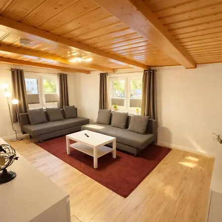 公寓 -schiefe- Marie *