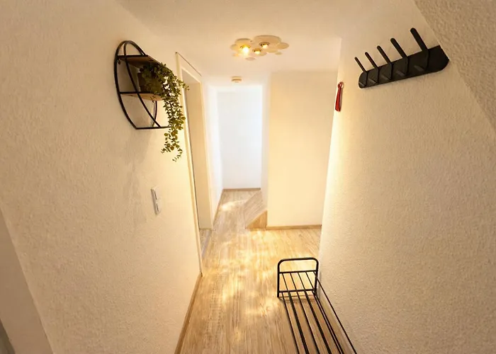 Apartment-schiefe- Marie דירה